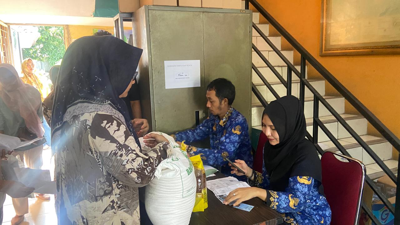 Pembagian Bansos
